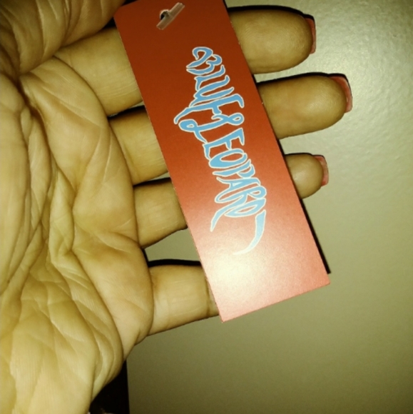 Dress - Picture 3 of 4